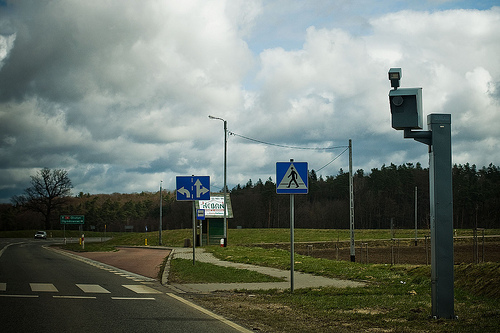 Fotoradar przy przejściu dla pieszych